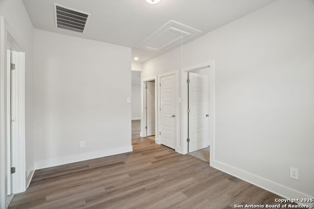 Image 21 of 35 For 14527 Rainwater Trail