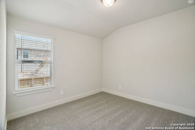 Image 23 of 35 For 14527 Rainwater Trail