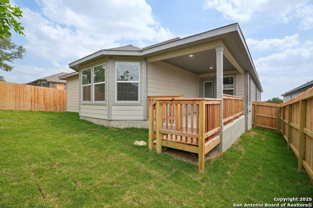 Image 32 of 35 For 14527 Rainwater Trail