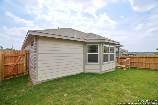 Image 33 of 35 For 14527 Rainwater Trail