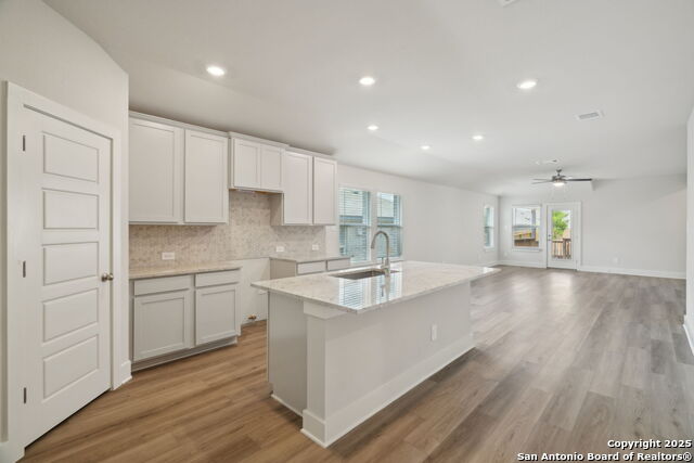 Image 7 of 35 For 14527 Rainwater Trail