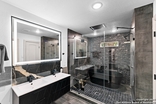 Listing photo id 18 for 127 Haynes  