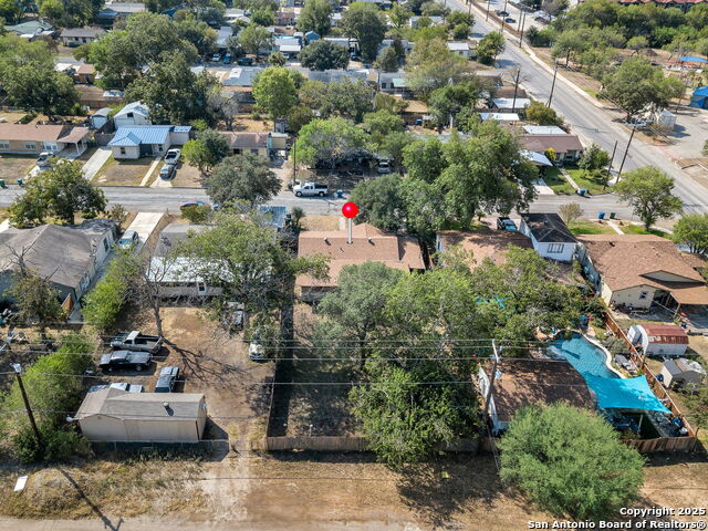 Image 5 of 16 For 3611 Southport