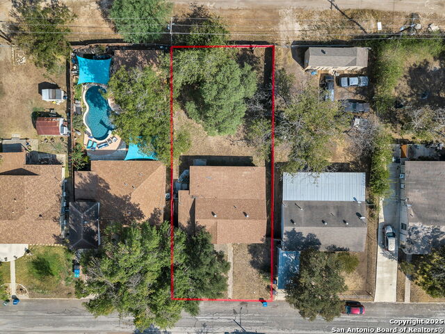 Image 7 of 16 For 3611 Southport