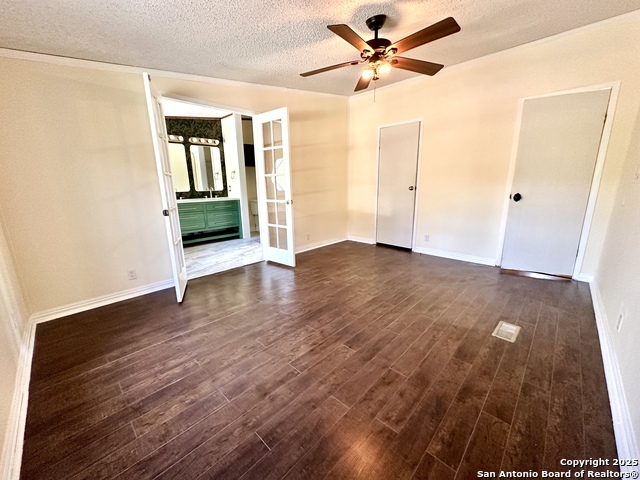 Image 18 of 34 For 286 Valley View