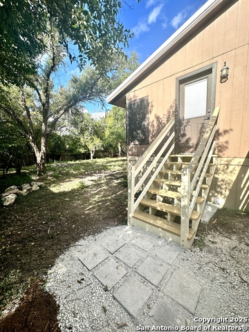 Image 28 of 34 For 286 Valley View