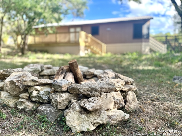 Image 29 of 34 For 286 Valley View