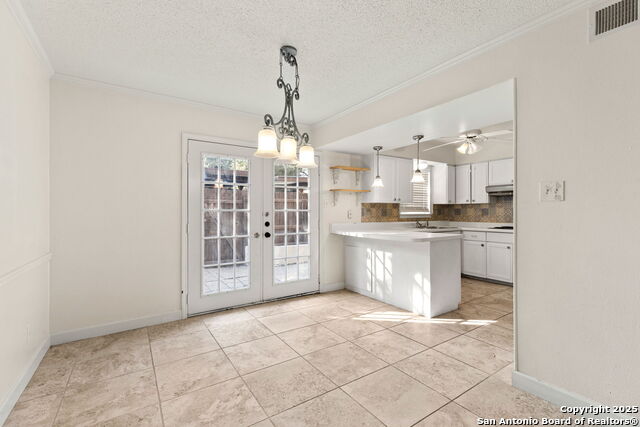 Image 12 of 26 For 8715 Starcrest  26