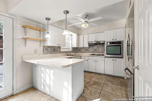 Image 13 of 26 For 8715 Starcrest  26