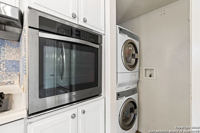 Image 15 of 26 For 8715 Starcrest  26