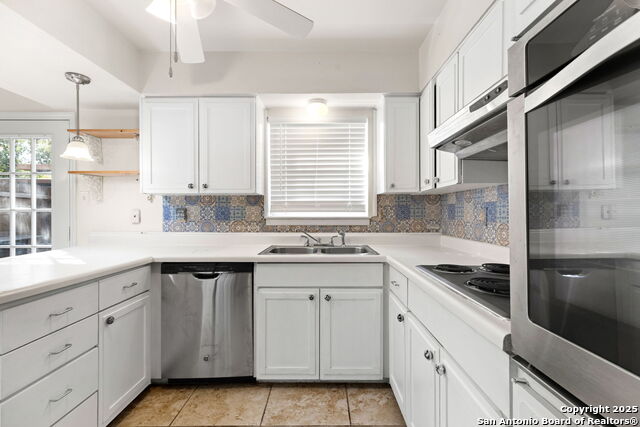 Image 16 of 26 For 8715 Starcrest  26