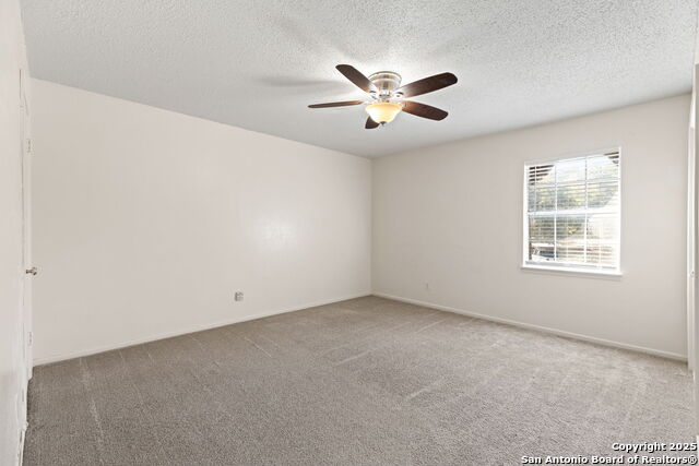 Image 17 of 26 For 8715 Starcrest  26