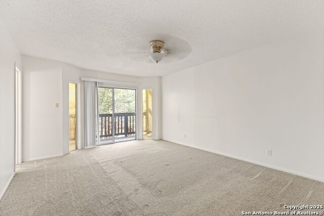 Image 20 of 26 For 8715 Starcrest  26