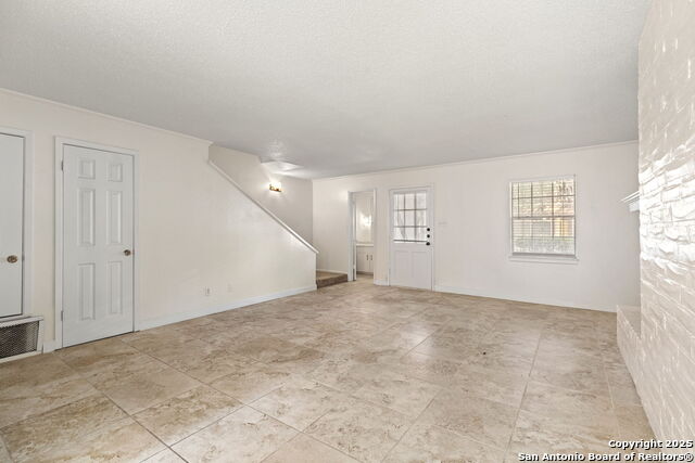Image 5 of 26 For 8715 Starcrest  26