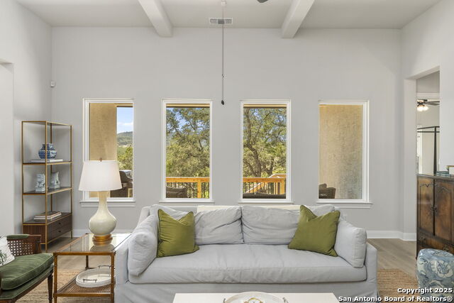 Image 14 of 36 For 28403 Vario Ln