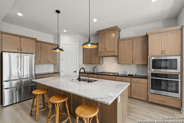 Image 17 of 36 For 28403 Vario Ln