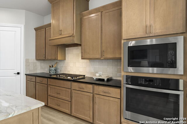 Image 22 of 36 For 28403 Vario Ln