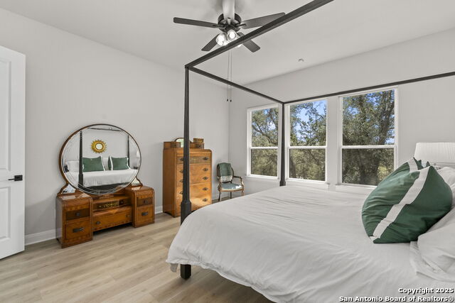 Image 24 of 36 For 28403 Vario Ln