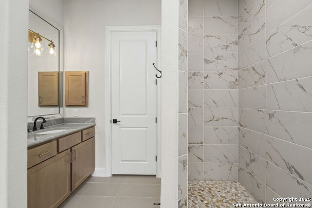 Image 26 of 36 For 28403 Vario Ln