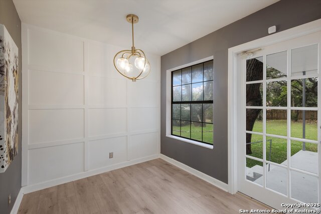 Listing photo id 9 for 26042 Cypress Oaks
