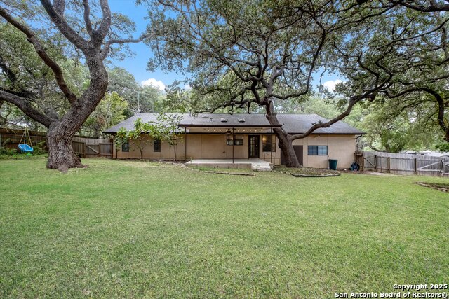 Listing photo id 20 for 26042 Cypress Oaks