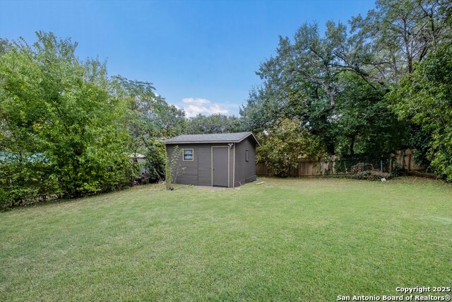 Listing photo id 22 for 26042 Cypress Oaks