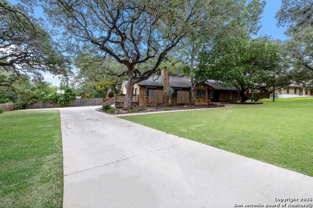 Listing photo id 23 for 26042 Cypress Oaks