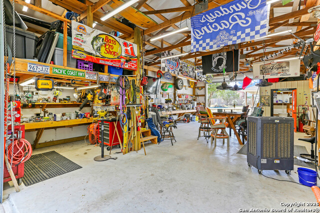 Image 27 of 35 For 1572 Cougar  