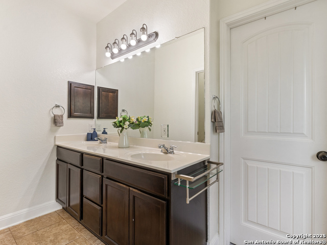 Image 23 of 48 For 22438 Akin Fawn