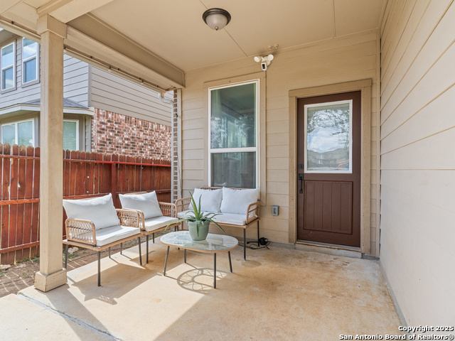 Image 39 of 48 For 22438 Akin Fawn