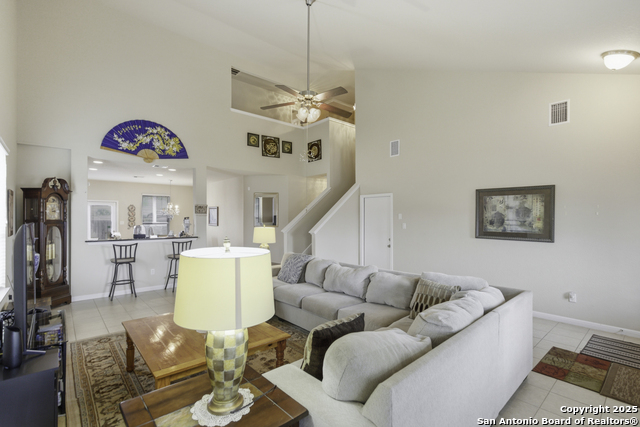 Image 9 of 17 For 2615 Diamondback