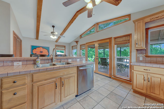 Image 7 of 61 For 1321 Zipp E