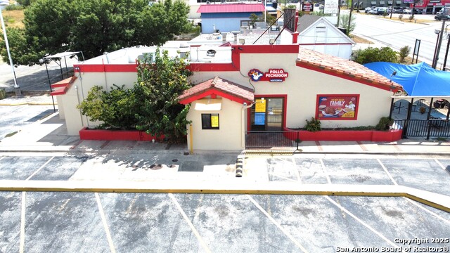 Listing photo id 0 for 11470 Perrin Beitel