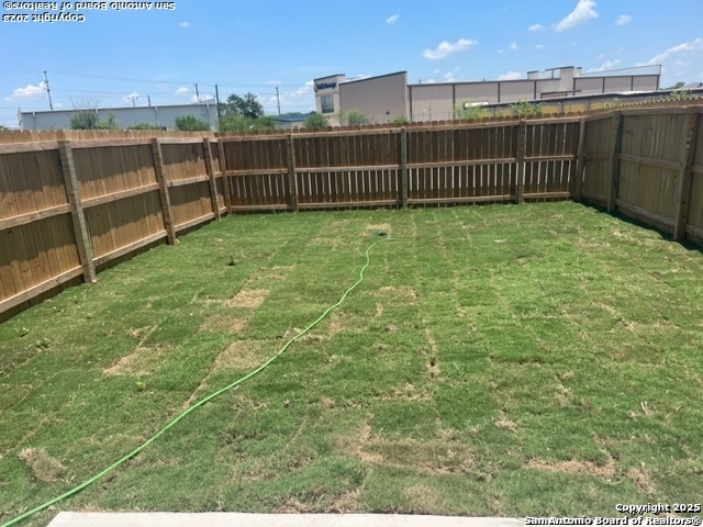 Listing photo id 16 for 7927 Dial Ike Dr  202