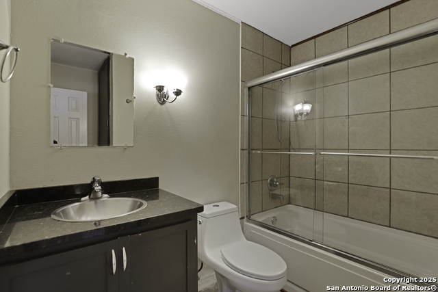 Image 13 of 20 For 9819 Jenson Pt