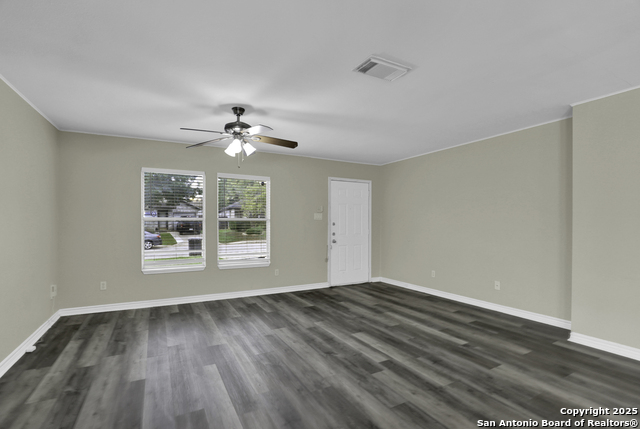 Image 7 of 20 For 9819 Jenson Pt