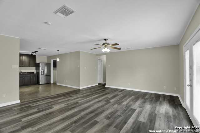 Image 8 of 20 For 9819 Jenson Pt