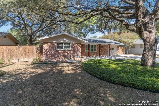 Image 2 of 15 For 9815 Lantana