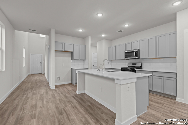 Image 18 of 21 For 15522 Doublecreek Dr