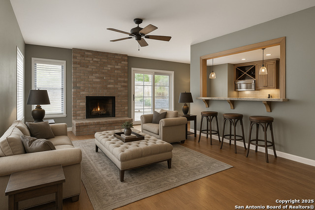 Listing photo id 1 for 824 Garden Meadow