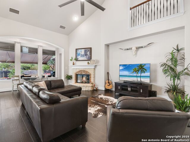 Listing photo id 13 for 25715 Stormy Ridge