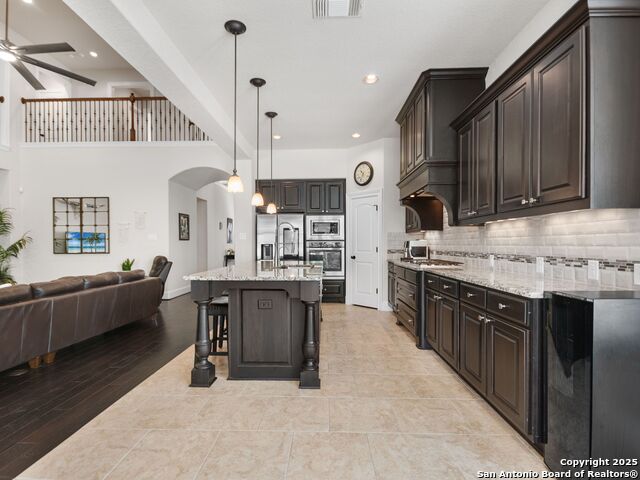 Listing photo id 17 for 25715 Stormy Ridge