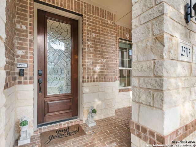 Listing photo id 3 for 25715 Stormy Ridge