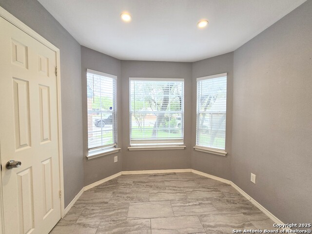 Image 16 of 23 For 5823 Timber Star