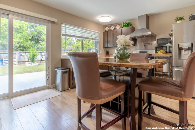 Image 10 of 29 For 6635 Spring Hollow