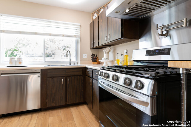 Image 13 of 29 For 6635 Spring Hollow