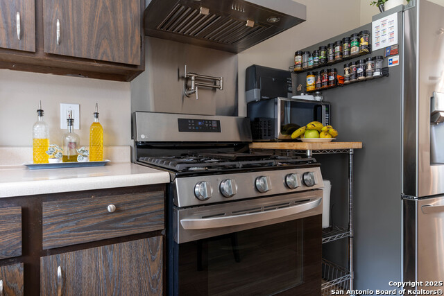 Image 14 of 29 For 6635 Spring Hollow