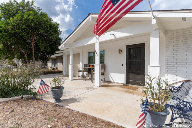 Image 3 of 29 For 6635 Spring Hollow