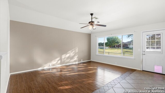 Listing photo id 7 for 5805 Black Diamond