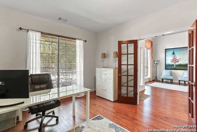 Image 20 of 44 For 18515 Rogers Place